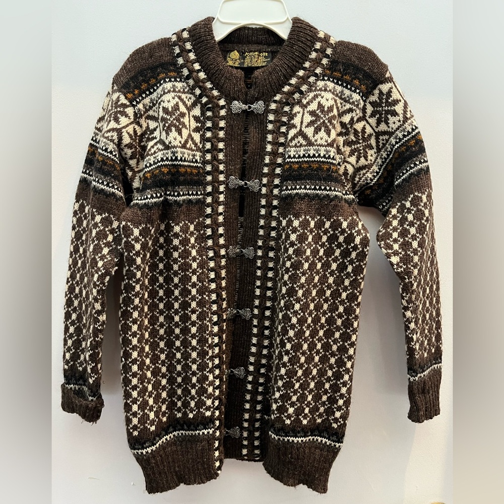 Vintage Norlender Norwegian Wool Cardigan. Womens size Small.